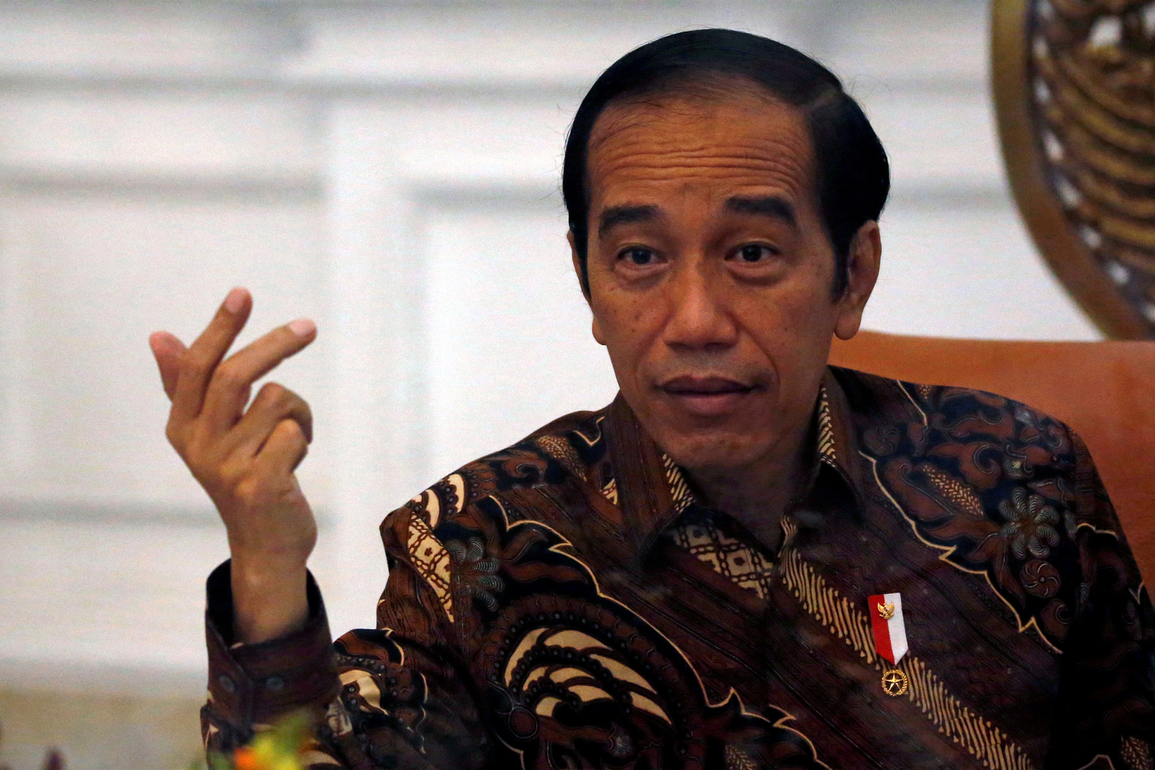 رئيس إندونيسيا يدعو لفرض قيود على التنقل في عدة مناطق لمكافحة كورونا