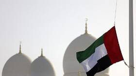 سقوط طائرة شراعية قرب مسجد الشيخ زايد في أبو ظبي