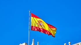 صحيفة: مدريد تتحرك لمساعدة الشركات الإسبانية المتضررة مؤكدة استمرار الأزمة مع الجزائر