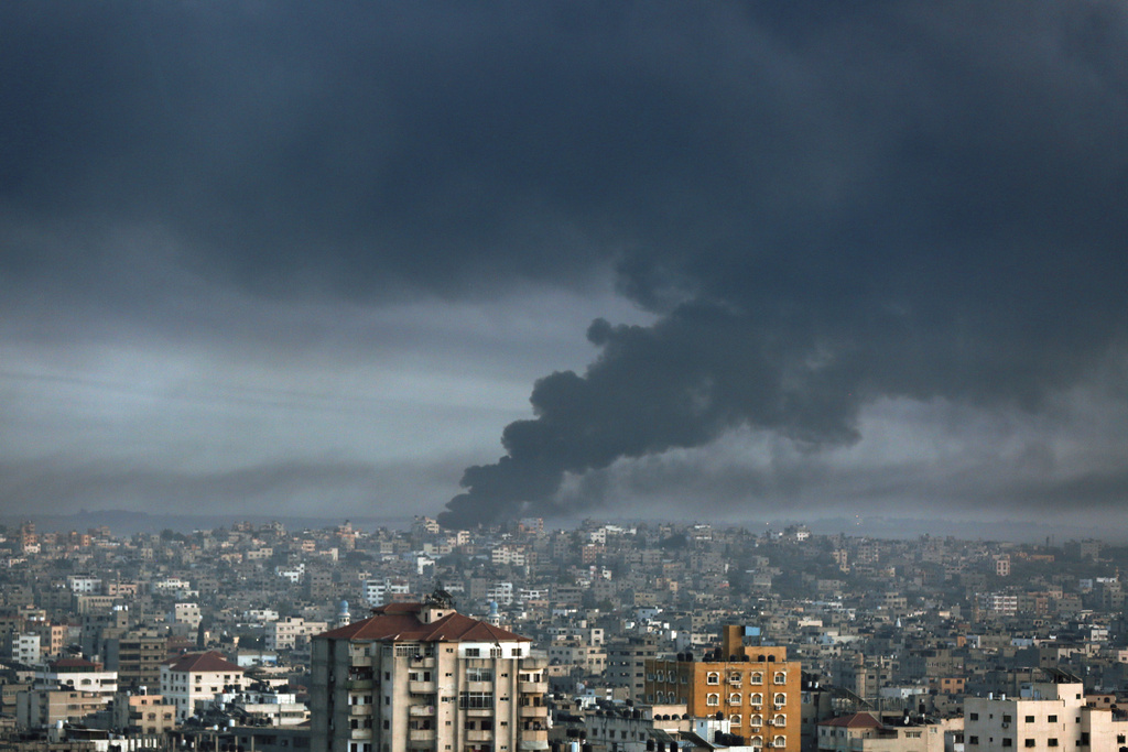 الإمارات تدعو إلى وقف فوري لإطلاق النار في غزة