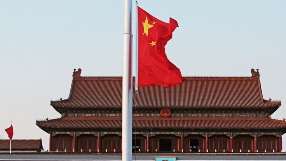 السفارة الصينية في واشنطن: بكين لا تزود أيا من أطراف الصراع في أوكرانيا بالسلاح
